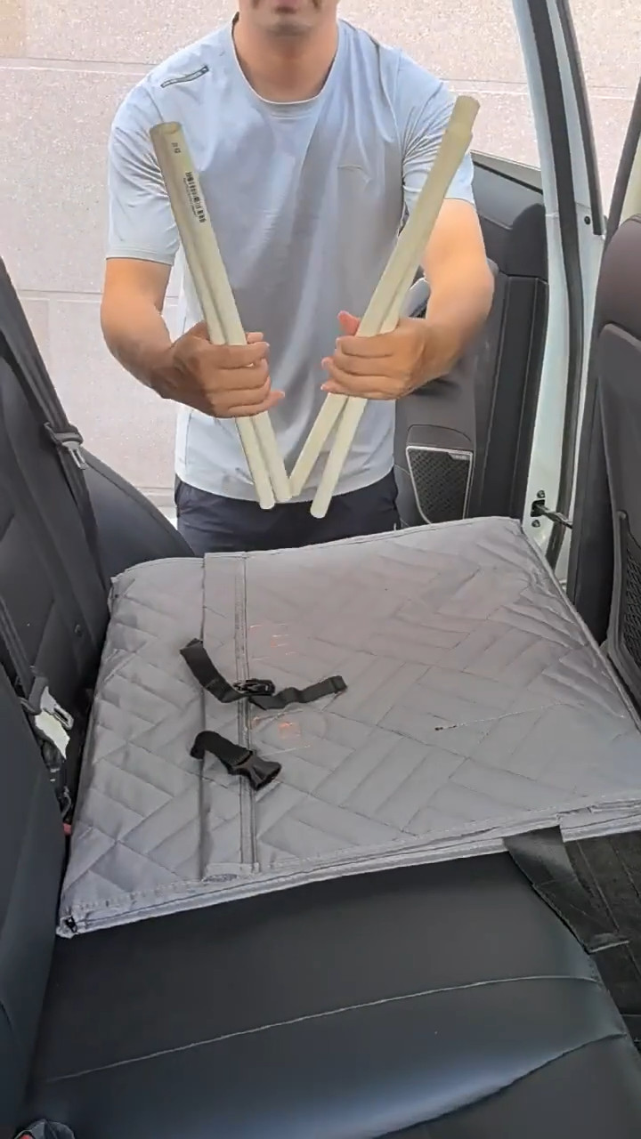Hard Bottom Dog Cat Car Seat For LargeMedium Pet Booster Back Extender — image 2