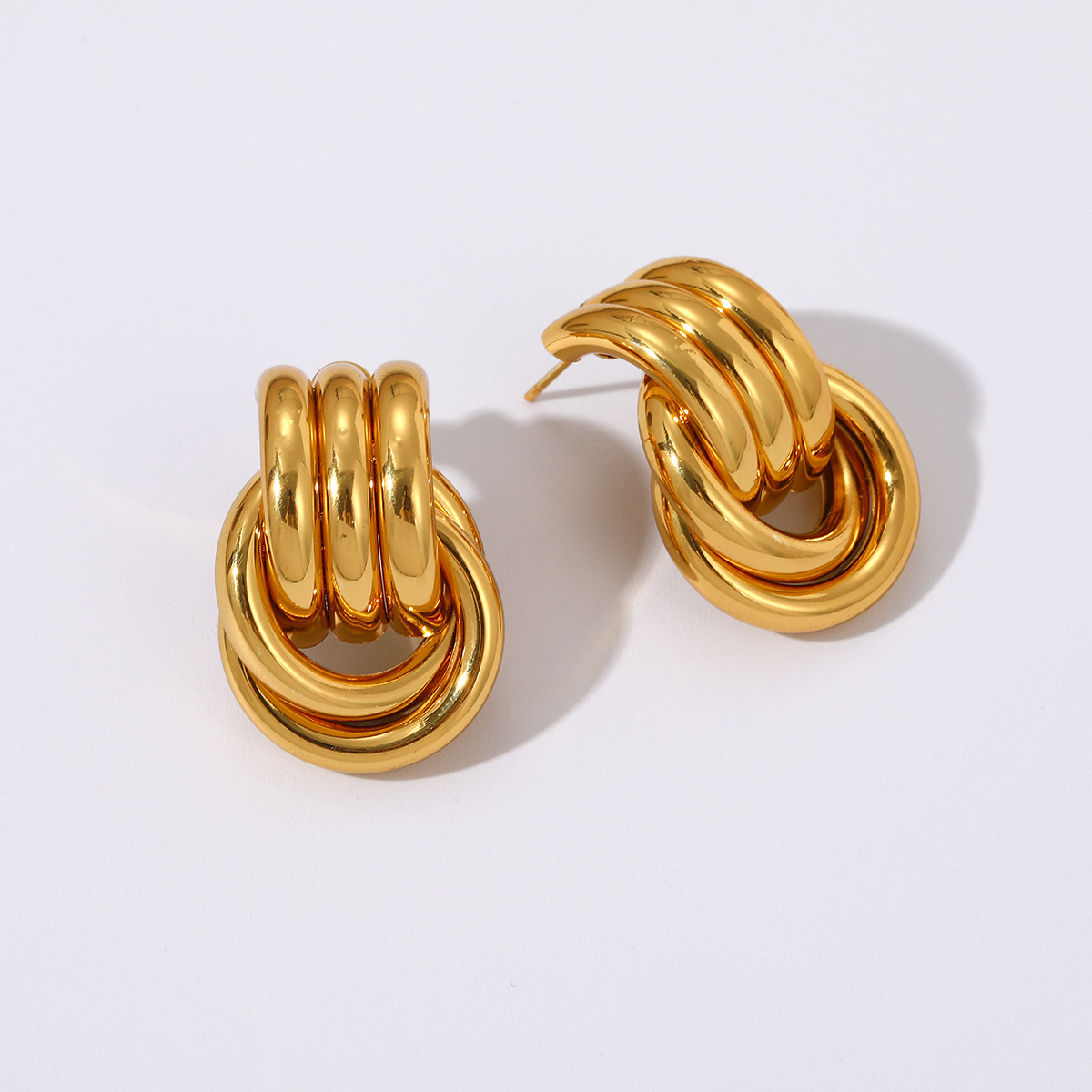 Daily Commute Gold Stainless Steel Earrings, Niche Light Luxury High-End Non-Fading Titanium Steel Ladies Earwear