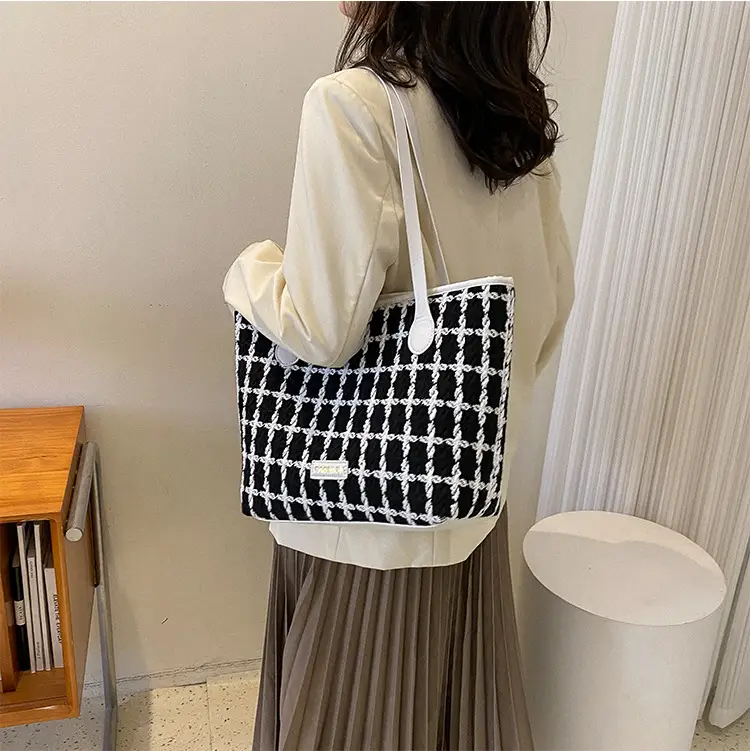 Popular One Shoulder New Simple Plaid Tote