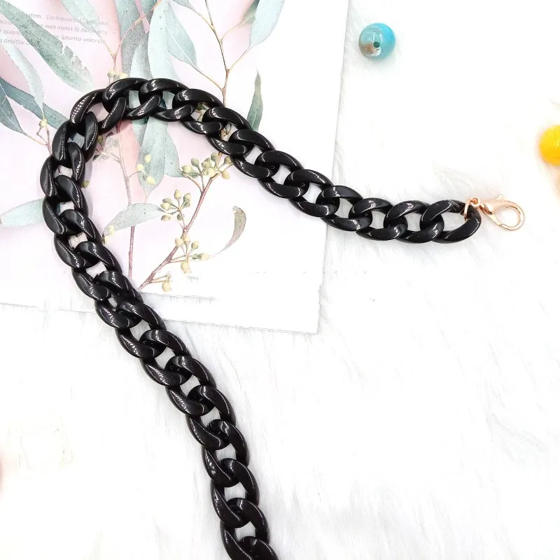 Resin-covered Chain Bag Chain – image 9