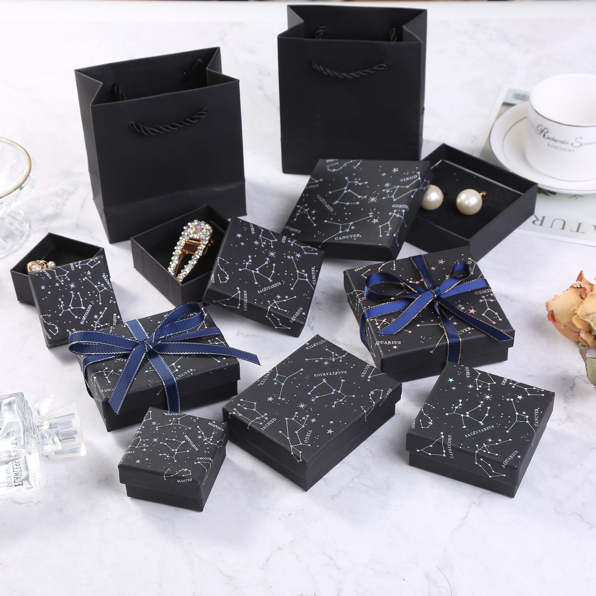 Title 2, Constellation earring box