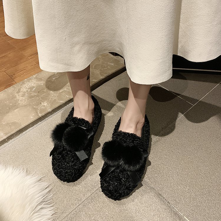Women's Flat Shoes Keep Warm And Fashionable For Outer Wear