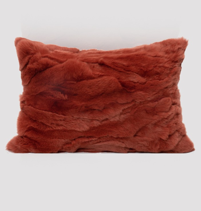 red waist pillow