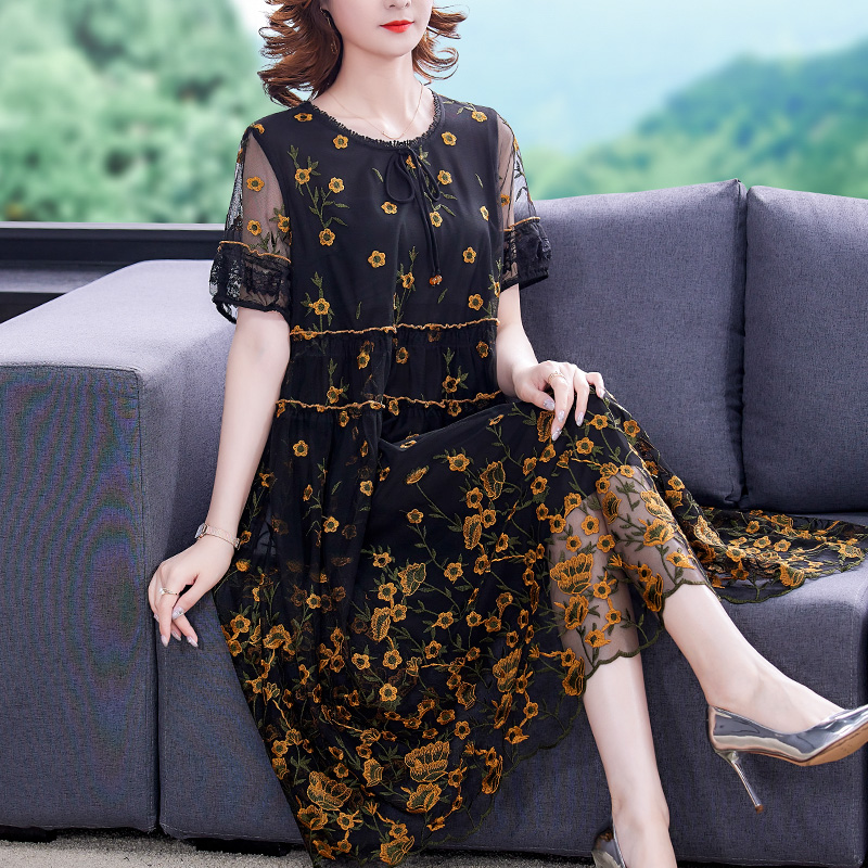 Embroidered Net Yarn Noble Lady Wide Lady Floral Dress Women