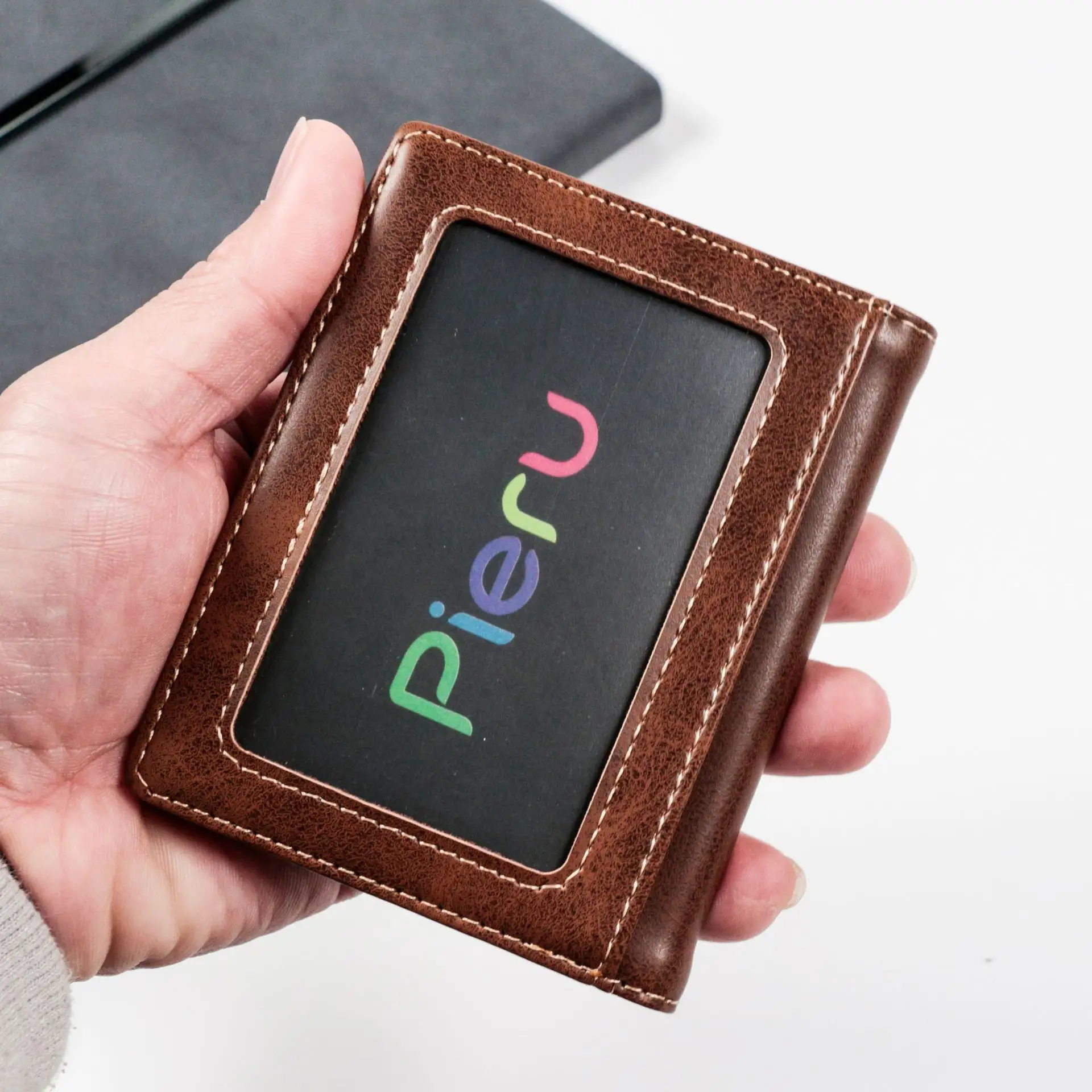 Fashion Personality Creative Retro Card Bag