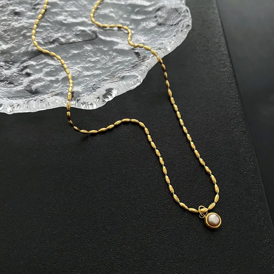Light Luxury And Niche Versatile Titanium Steel Purple Pearl Pendant Necklace
