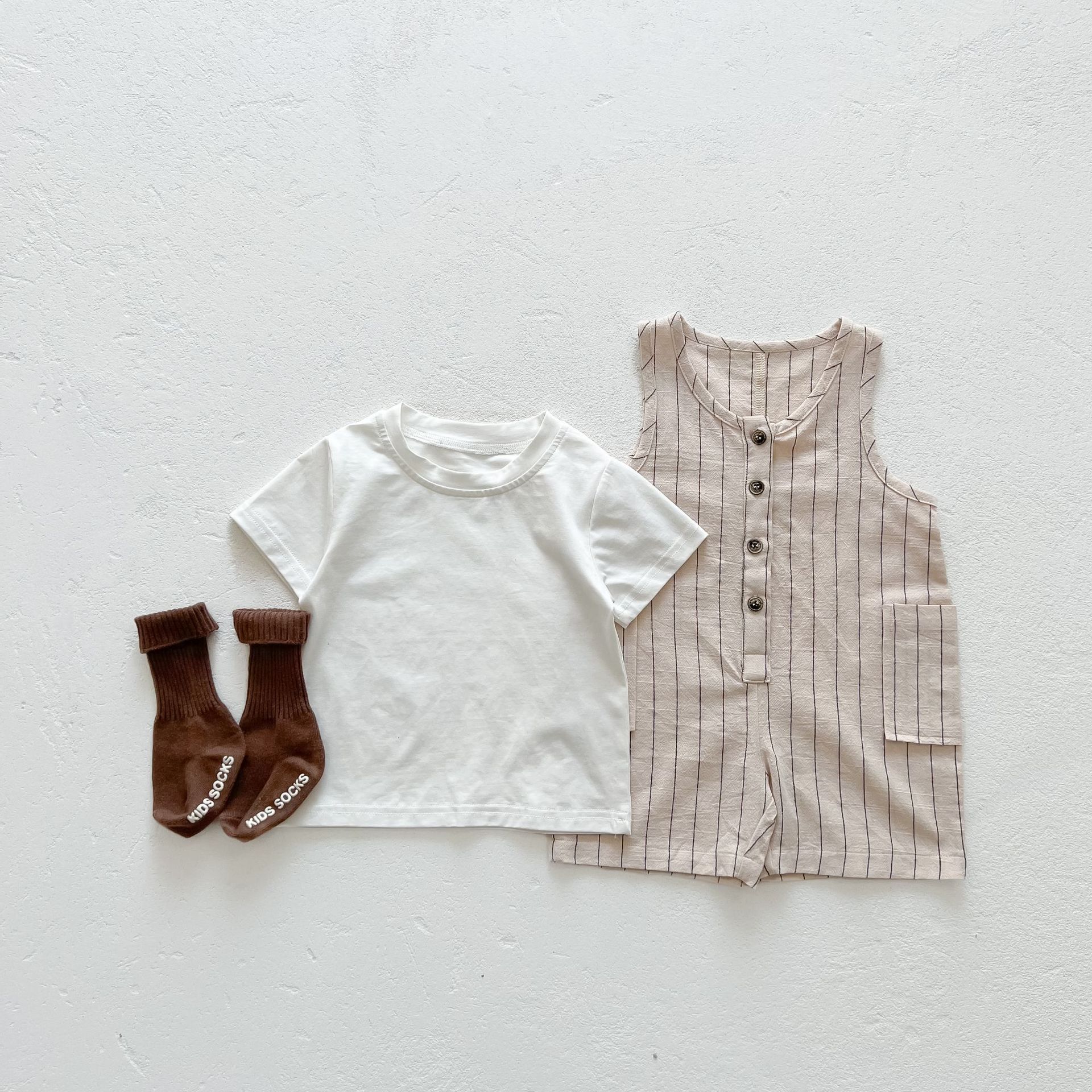 Short Sleeve Jacket Two-piece Baby Bib Suit — foto 5