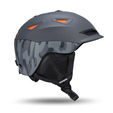 Fashionable and Simple Ski Helmet Sports Equipment