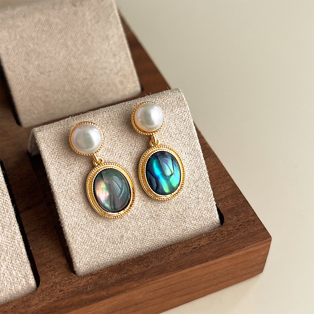 French Vintage Elegant Earrings Women Freshwater Pearl Stud Earrings Enamel Premium Gift