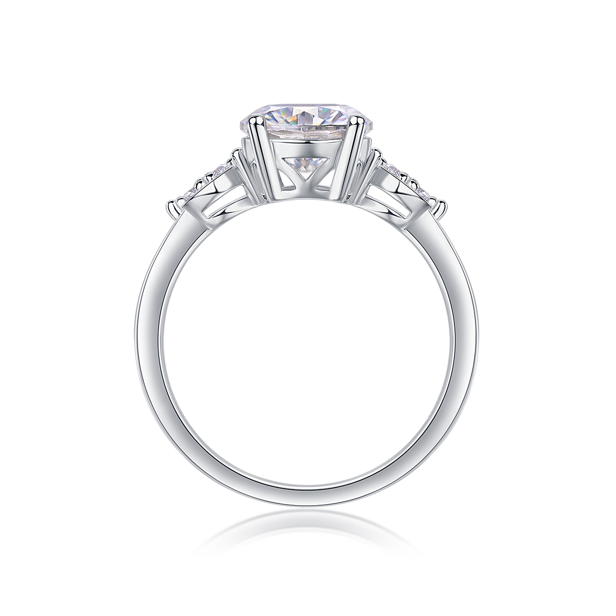 Brilliant 2 carat moissanite ring with exceptional fire and sparkle