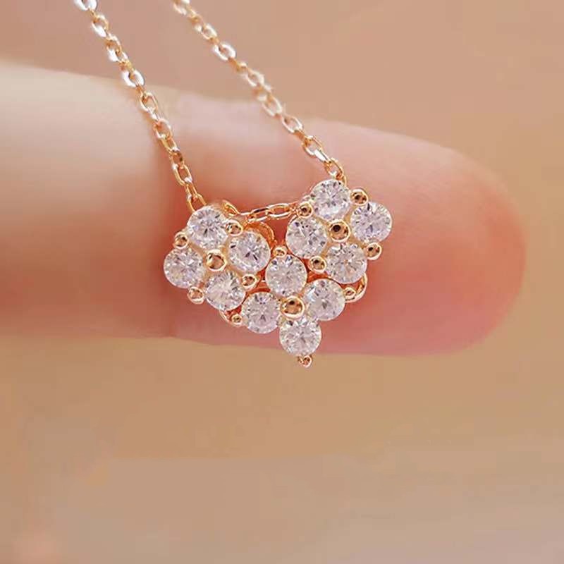 Flower Panel With Diamond Collarbone Chain