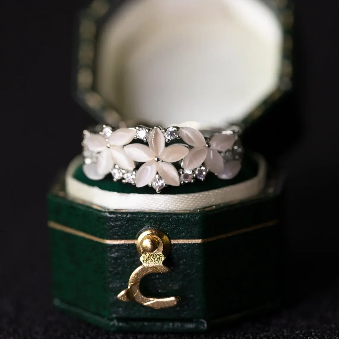 Floral Wedding Band For Women 18K 14K