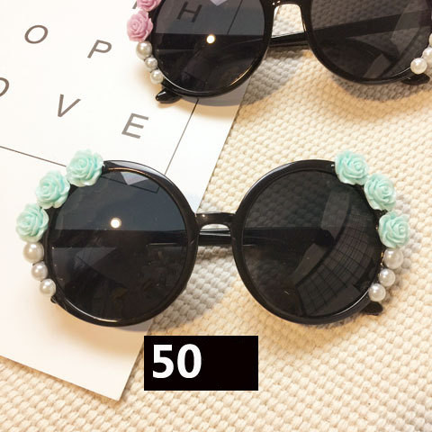 Title 20, Handmade flower diamond sunglasses