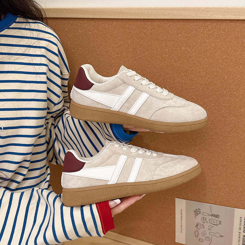 Women Sneakers 2026 Spring New Luxury Flat Loafers Comfortable Slip On Soft Female Sneakers Lightweight Outdoor Shoes For Women