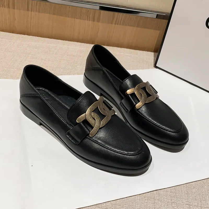 Women's Leather Loafers With A New British Style - Black