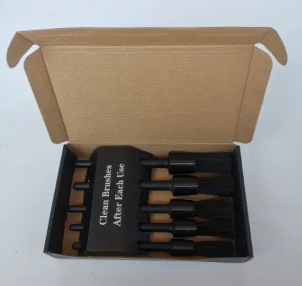 Five-piece slit brush