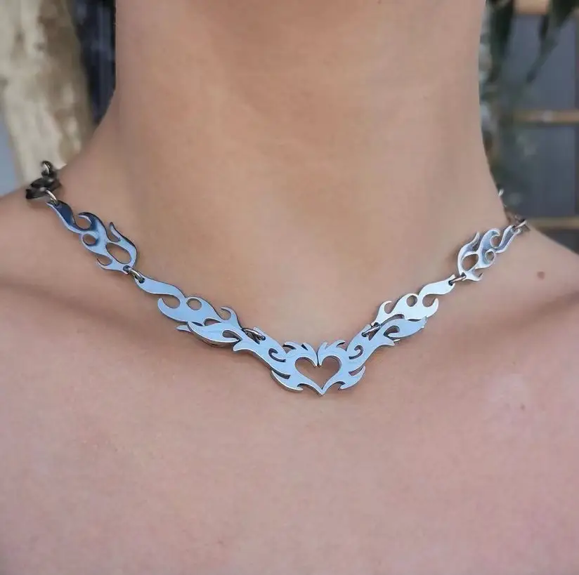 Fashion Punk Hollow Heart Necklace Hip Hop Flame Chain