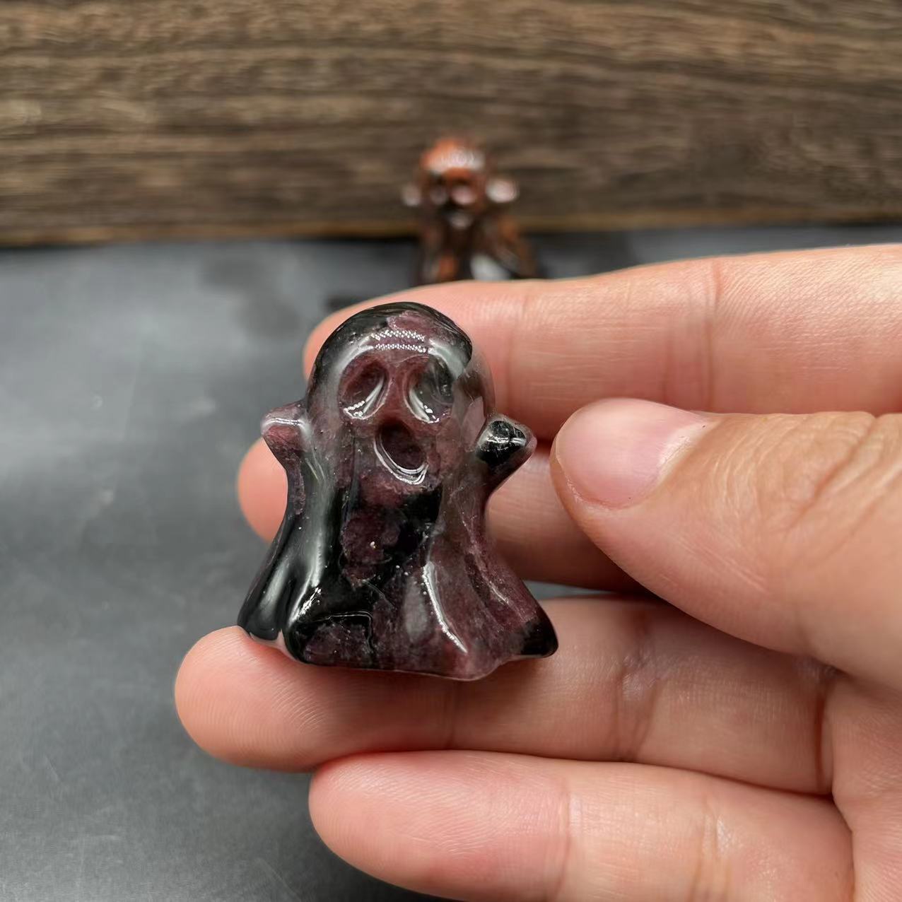 Title 4, 3cm Halloween Natural Stone Little Ghost