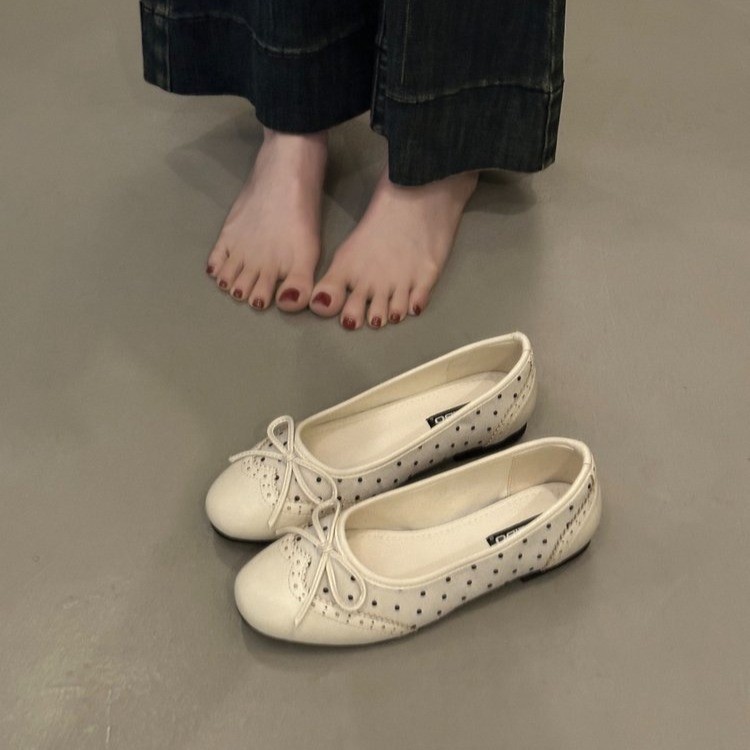 Bow Round Toe Flats, picture 3 of 4