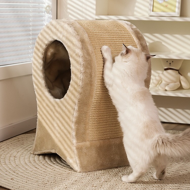 Title 2, Closed Type Warm Cat House In Winter Provides a...