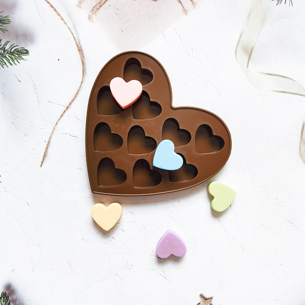 Title 1, 10-piece Little Love Silicone Chocolate Mold