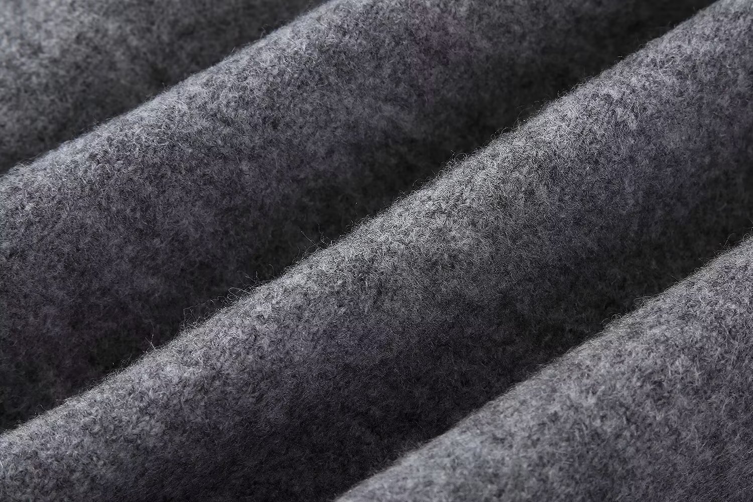 Fashionable V-neck Soft Long-sleeved Sweater