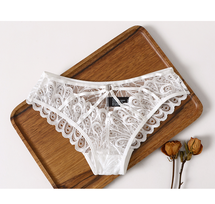 Title 4, Patterned lace-up low-waist panties