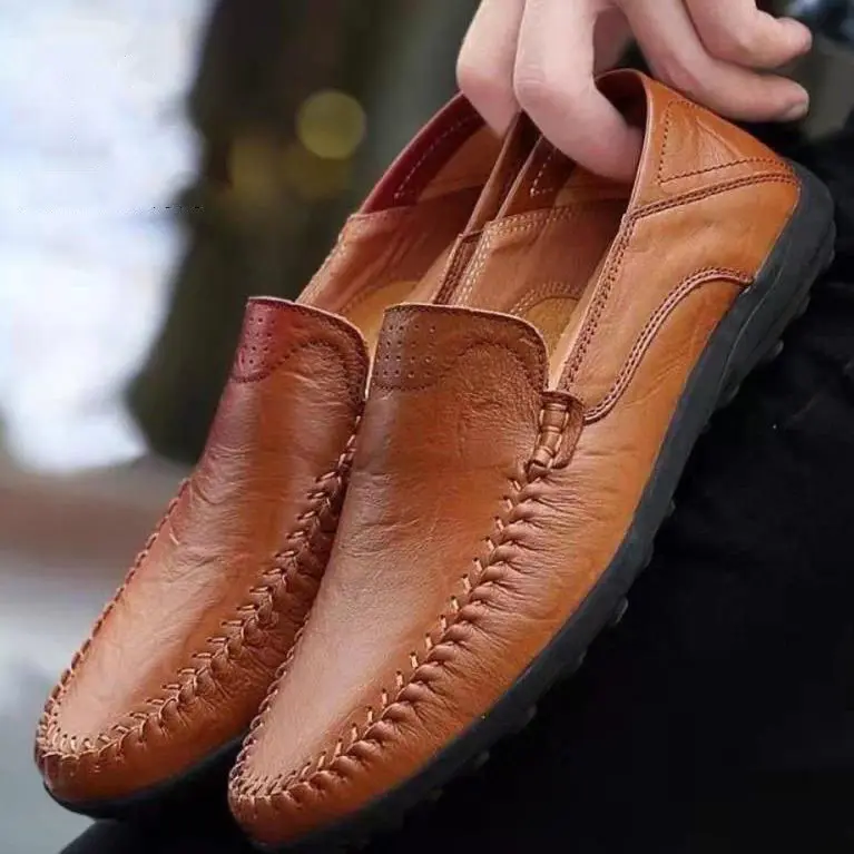 Comfortable and Breathable Business Casual Small Leather Shoes