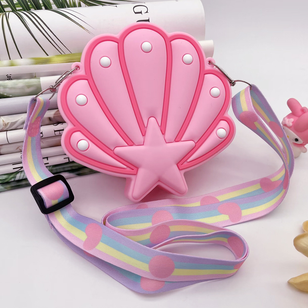 Title 6, Cartoon Cute Shell Silicone Bag