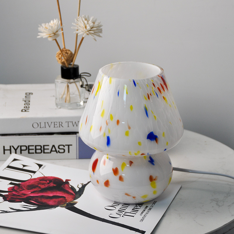 Handmade Glass Mushroom Small Table Lamp — foto 2