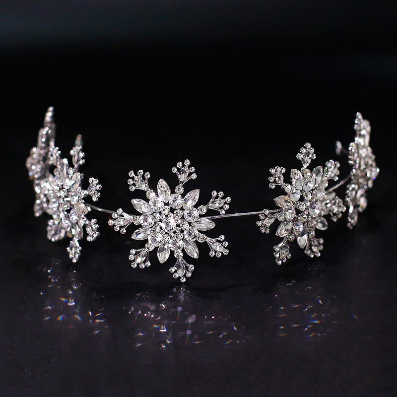 Bride's Shiny Rhinestone Headband