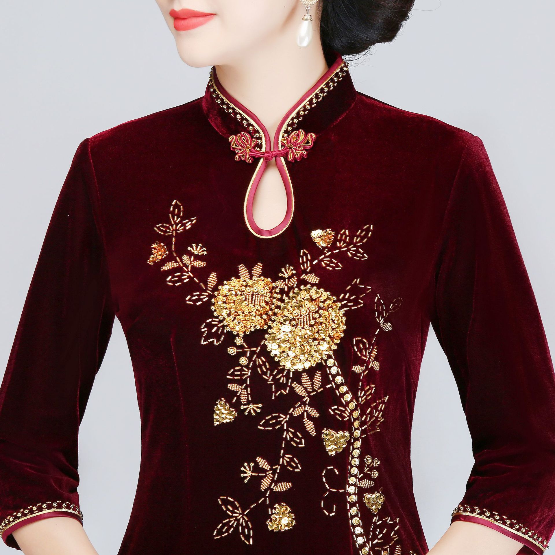 Handmade Beaded Autumn And Winter New Velvet Cheongsam