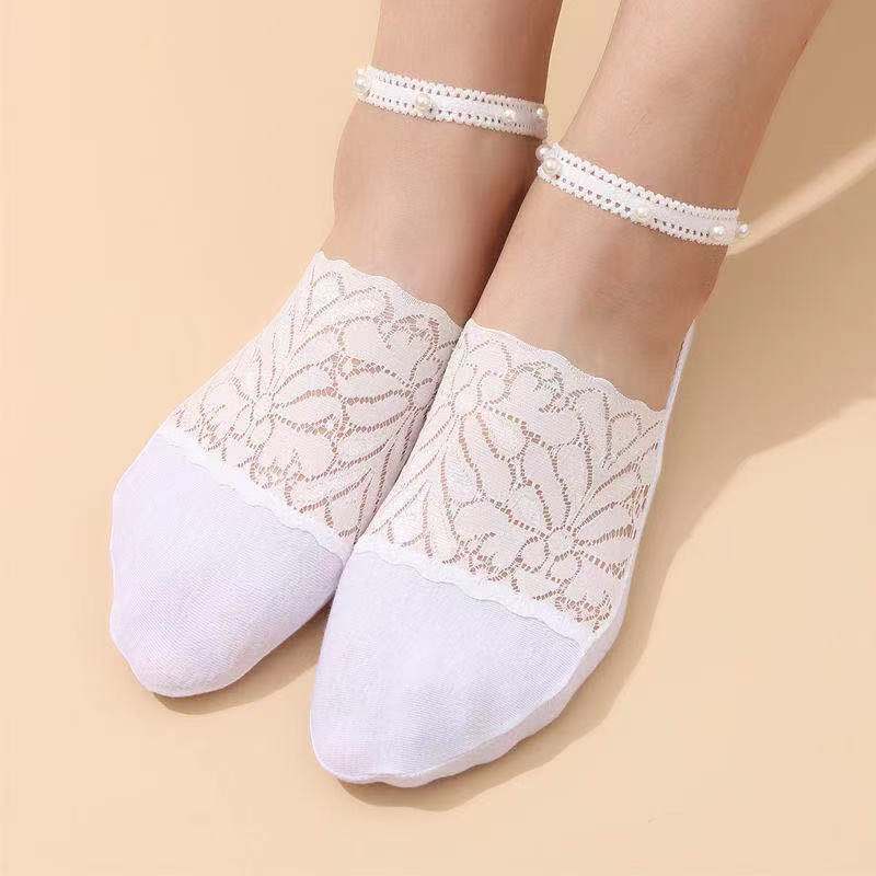 Women's Temperament And Fashion Lace Pearl Invisible Socks