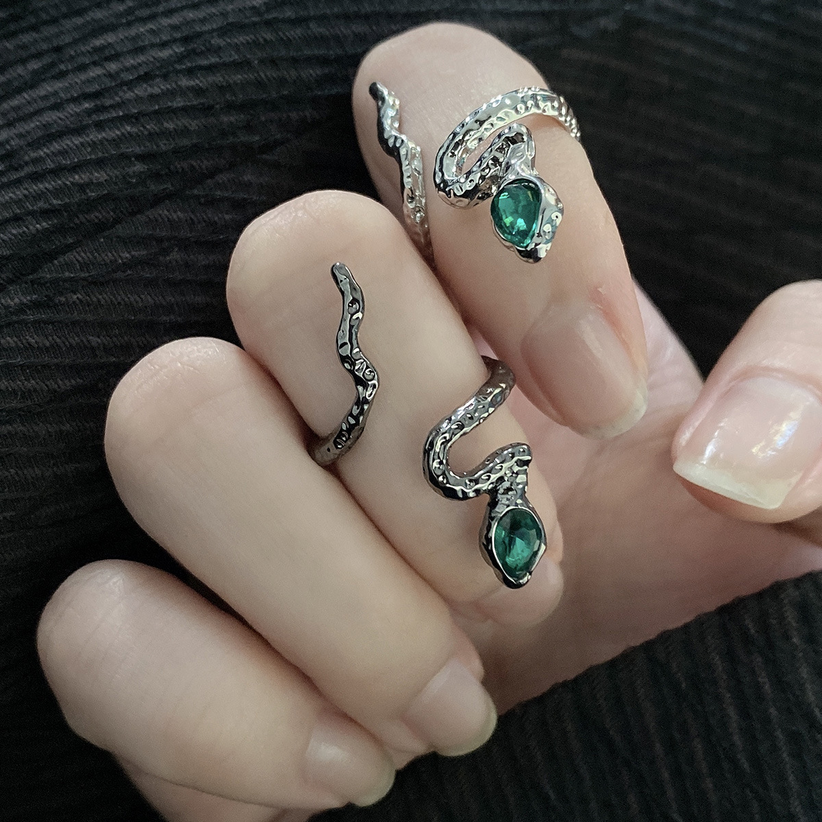 Women's Fashion Simple Vintage Snake Ring