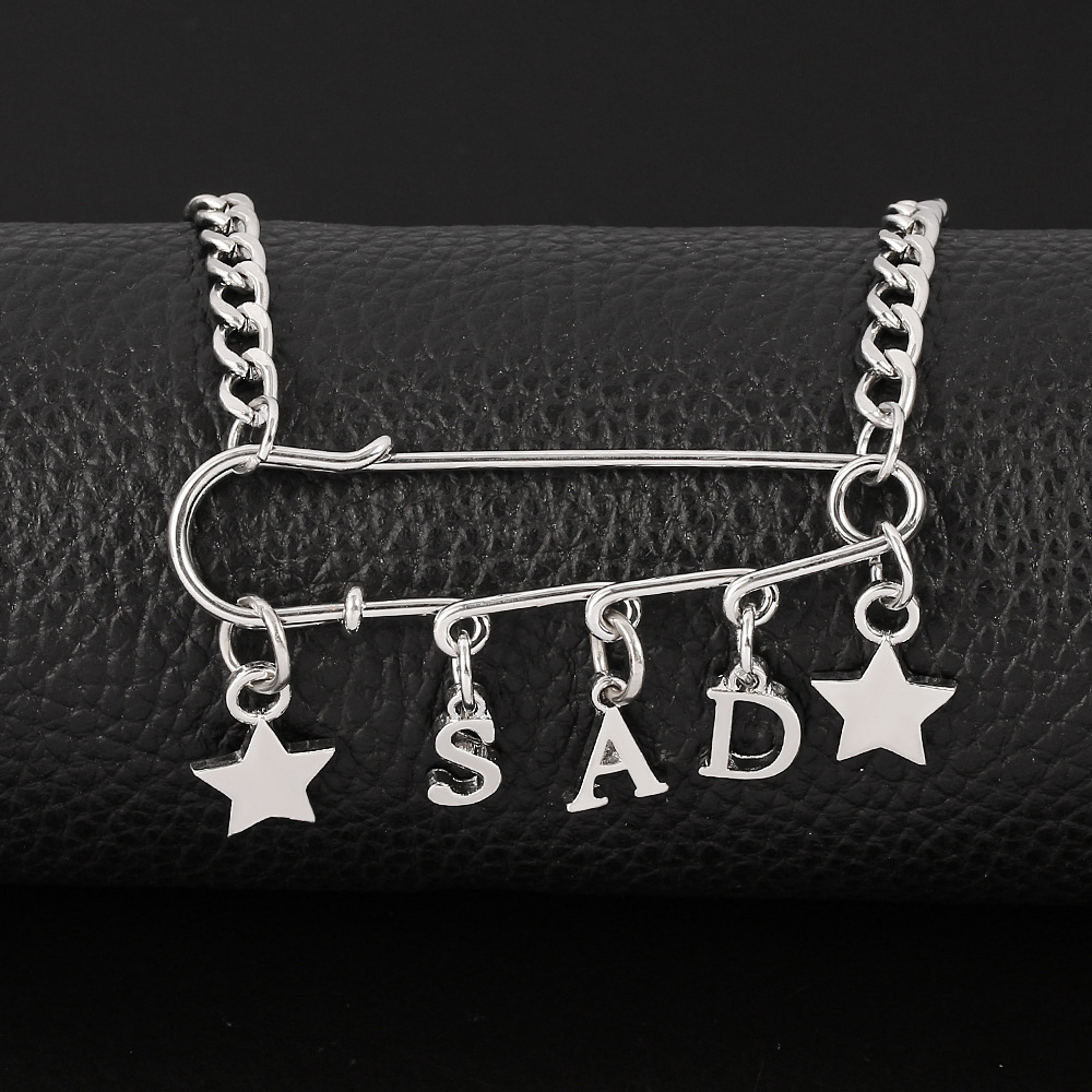 English Personality Star Trend Cool Female Clavicle Chain