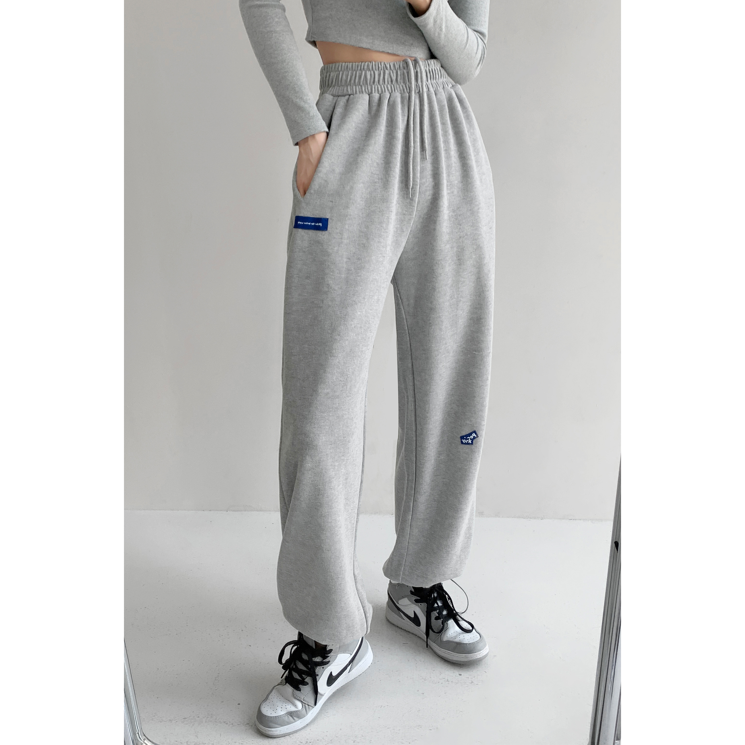 Title 4, Sportieve casual broek met hoge taille en dun t...