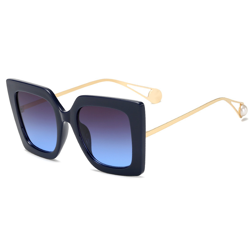 Title 1, European style square frame sunglasses