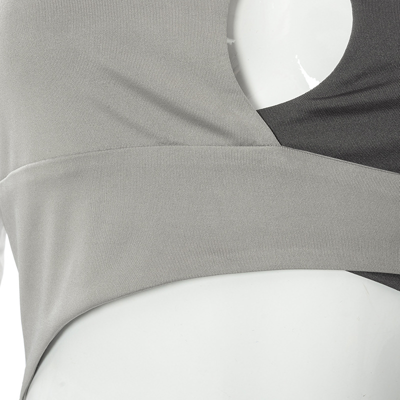 Contrast Color Pullover Halter Neck Off-the-shoulder Long-sleeve Crop Top