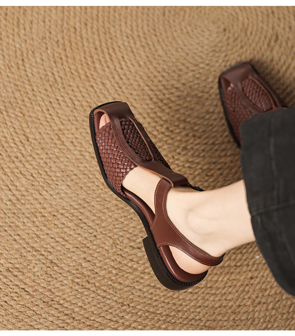 Women's Sandal Black Colorway Lifestyle - Sarah Express