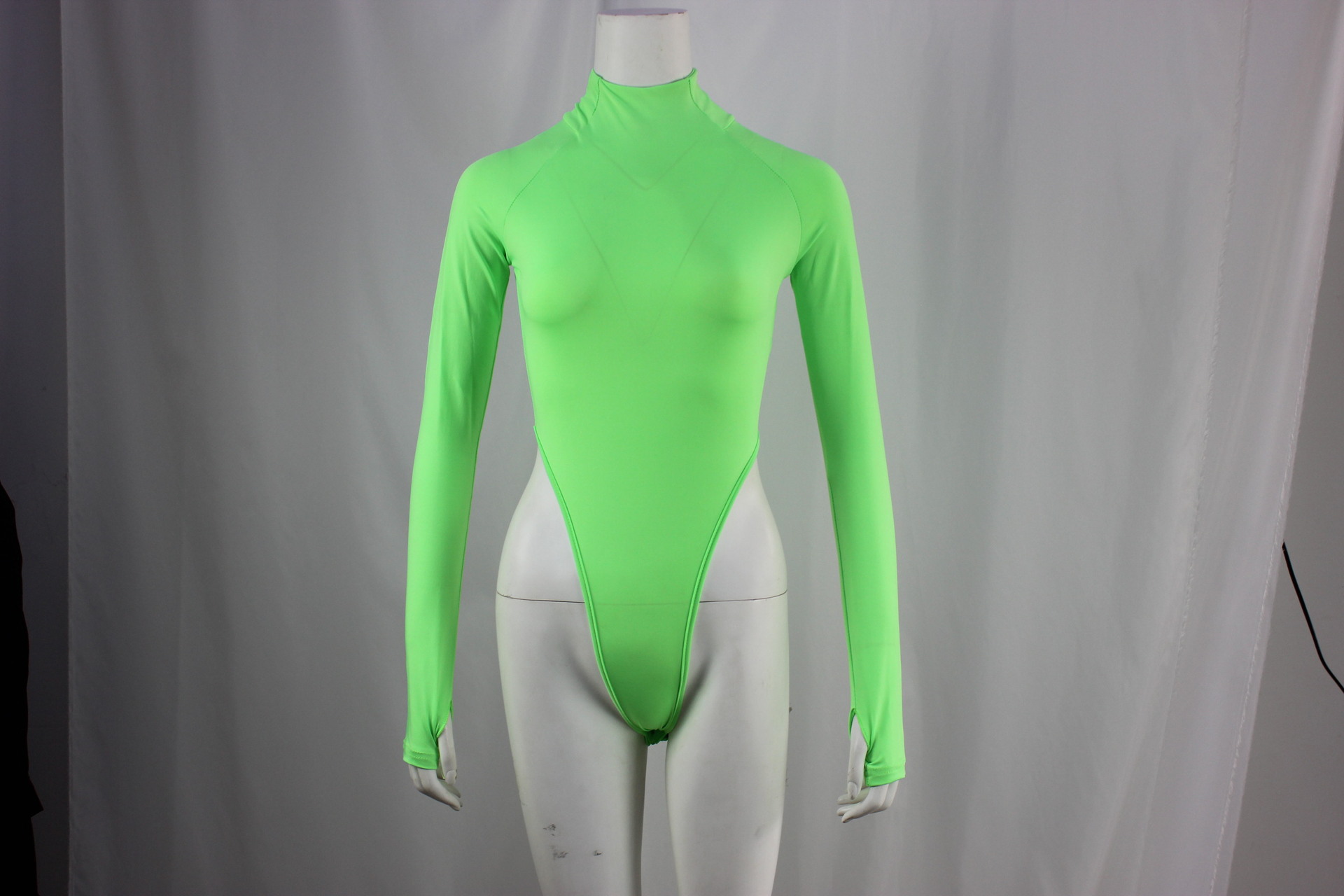 Title 14, Slim-fit slim turtleneck bodysuit