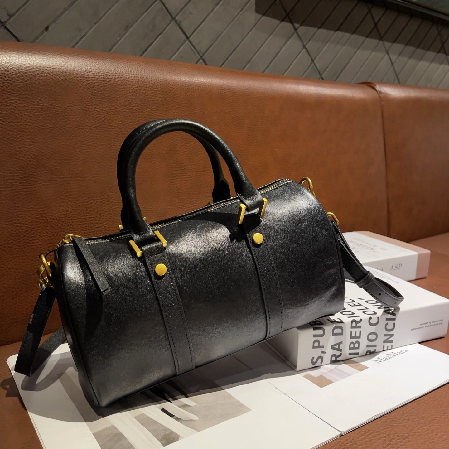 Genuine Leather Melard Vintage Handbag, Cross-Border Women's Bag, Light Luxury Chic Boston Top-Layer Cowhide Shoulder Bag 4