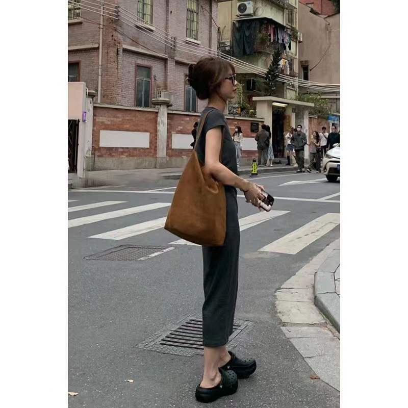 Summer Dress With Simple Shoulder Sleeves