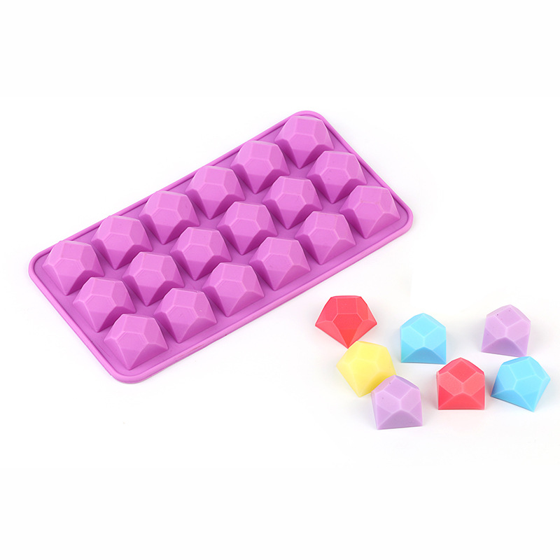 Title 6, 18 Grid Silicone Diamond Ice Cube Mold