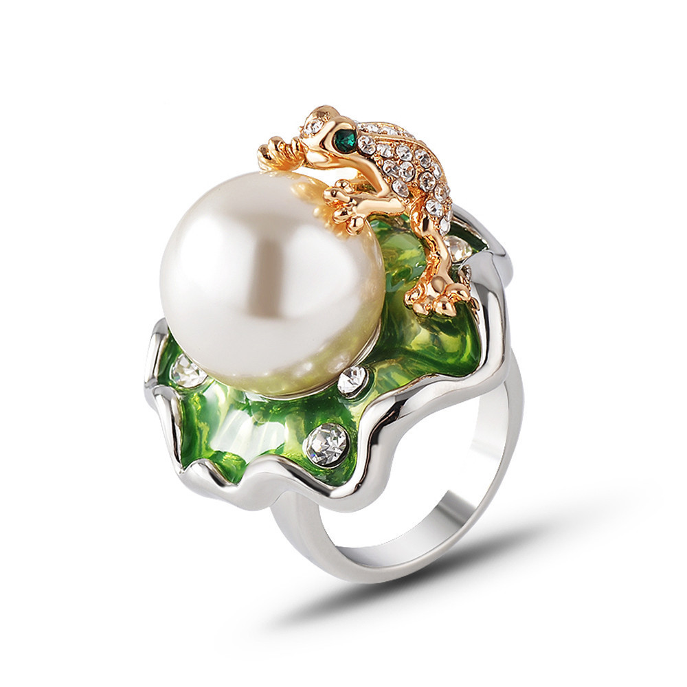 Lotus Leaf Frog Shiny Pearl Ring Diamond Ring