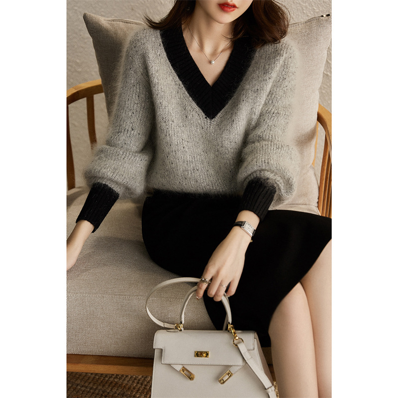 Western Style V-neck Fluffy Sweater Fashion And Elegance - Image 2