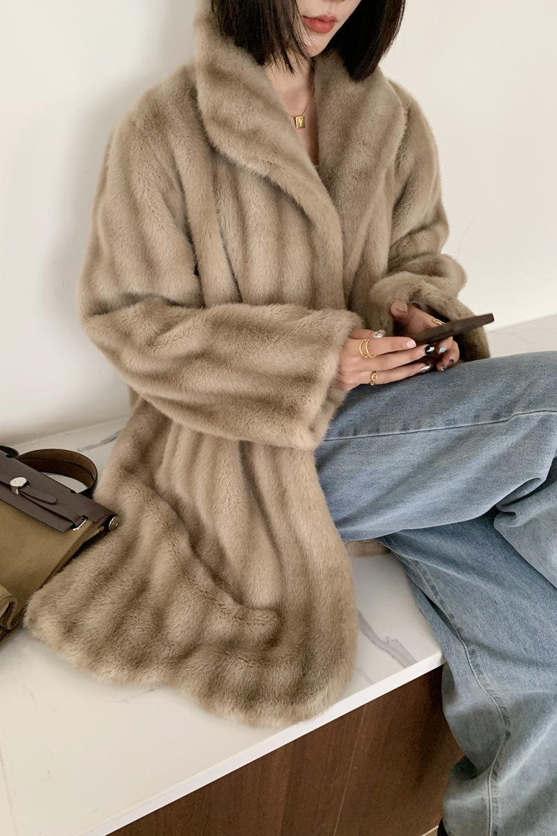 Title 7, Brown Striped Green Fur Coat Female Winter Mid-...