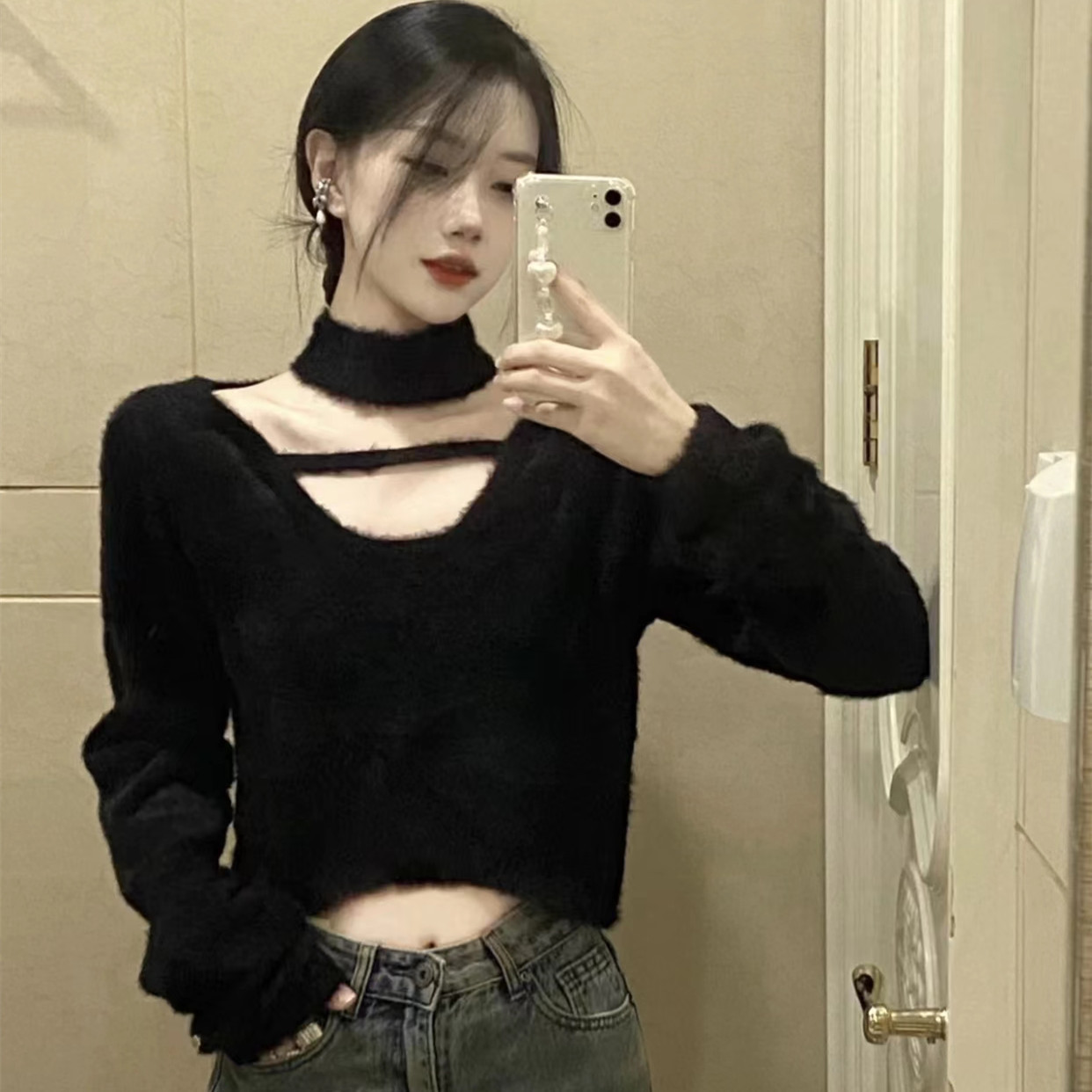 Small Women's Short Fleece Sweater With A Sense Of Design