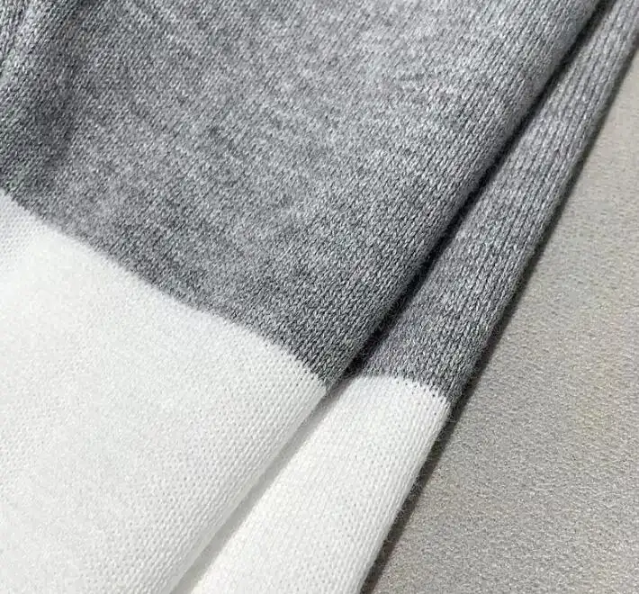 Contrast Stitching Men's Trend Knit Sweater