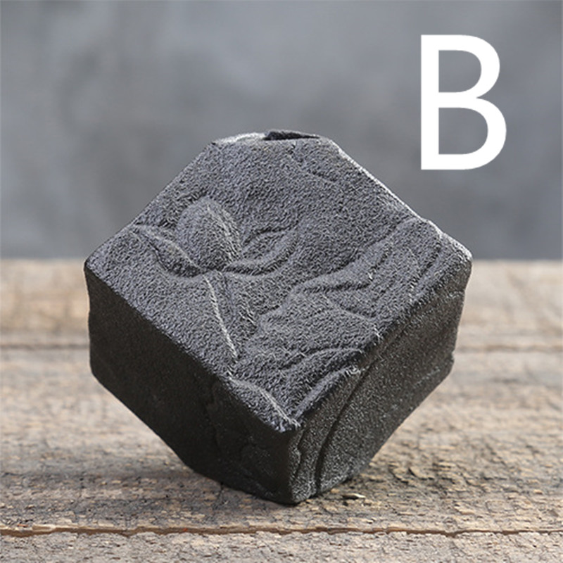 Керамическая ваза с китайской цветочной композицией в стиле дзен