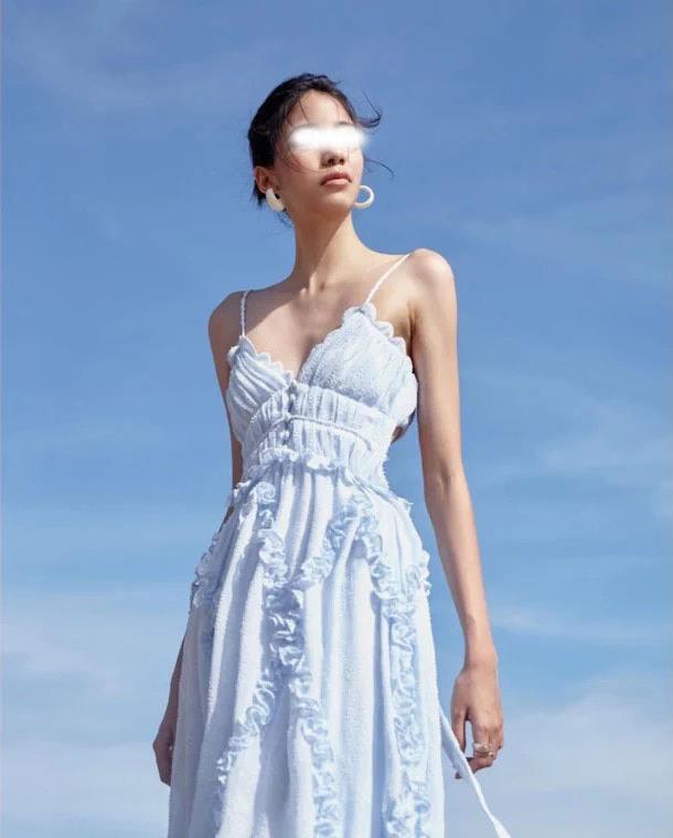 Suspender Solid Color Dress, picture 4 of 5